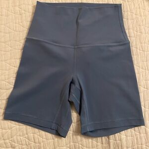 Lululemon women’s high-waisted biker shorts